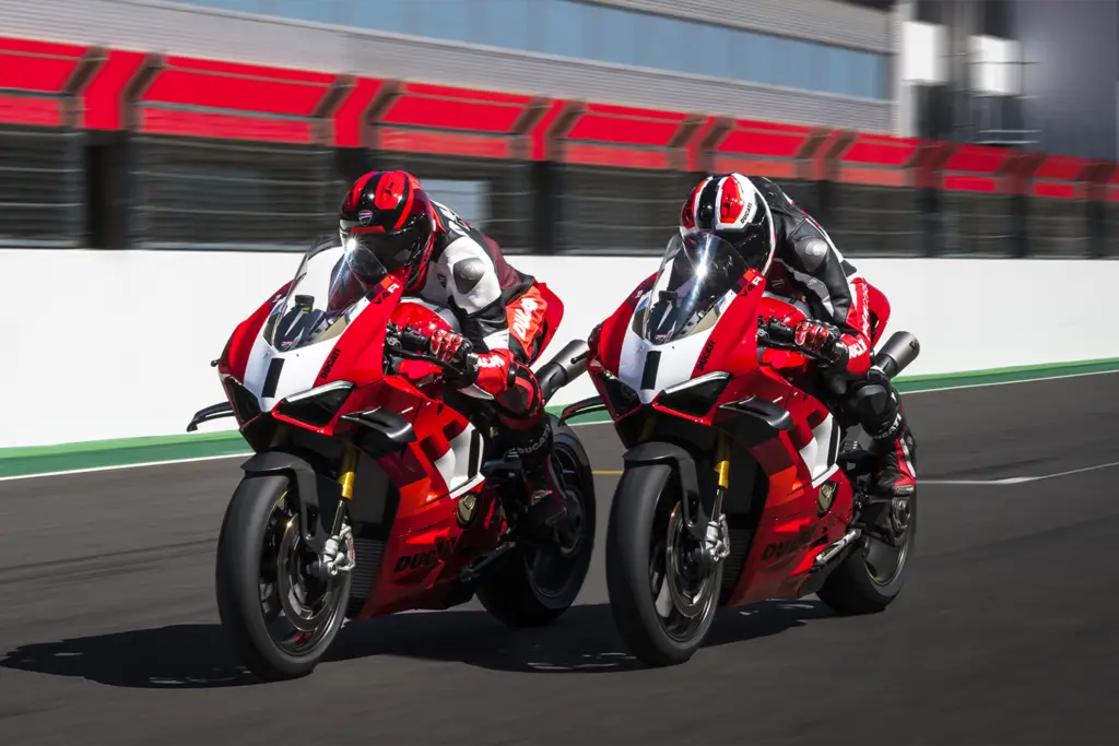Ducati Panigale V4R Price in India, Review, Specifications